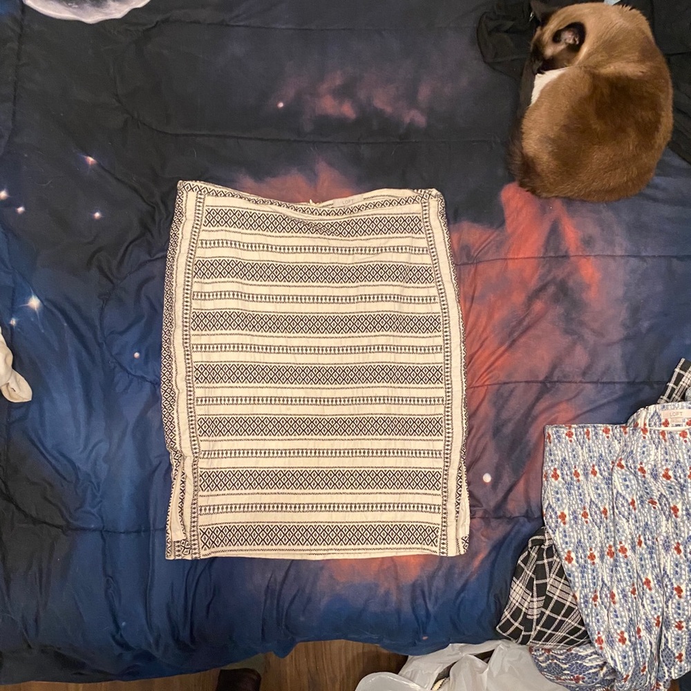 Black and White Pencil Skirt